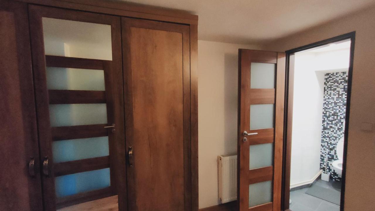 Wellness Apartman Bela 德辛 外观 照片